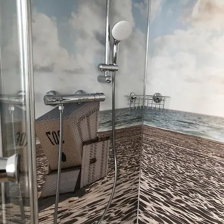 Strandkorb Exklusiv,hafennaehe * Büsum